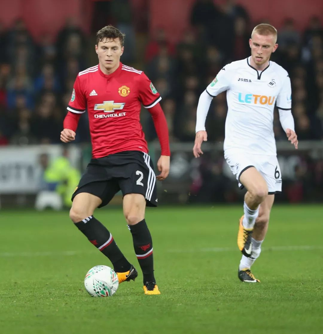 仅标志着中 仅标志着中