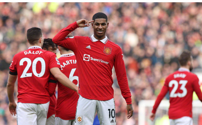 阿尔瓦雷斯 阿尔瓦雷斯